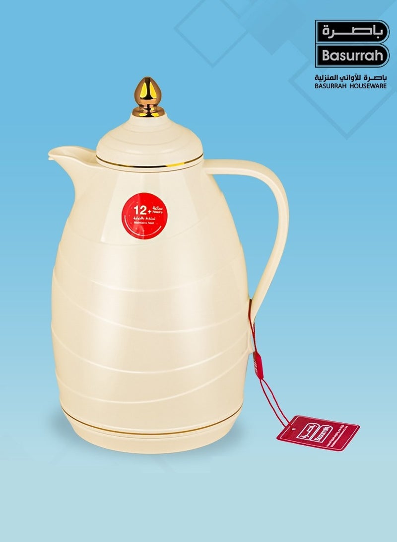 باصرة ترمس شاي وقهوة بيج فاخر سعة 1 لتر – حفظ حراري 12 ساعة وحفظ برودة 24 ساعة – دلة عصرية بلمسة ذهبية أنيقة للضيافة والاستخدام اليومي - Image 3