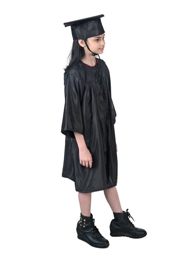 بوك ماي كوستيوم - فستان التخرج الأسود من BookMyCostume مع قبعة، زي تنكري للأطفال من عمر 7 إلى 8 سنوات - Image 1