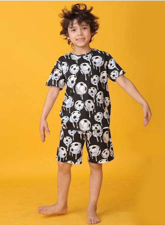 انثريلو Anthrilo All-Over Football Print Short Sleeve T-Shirt and Shorts Set