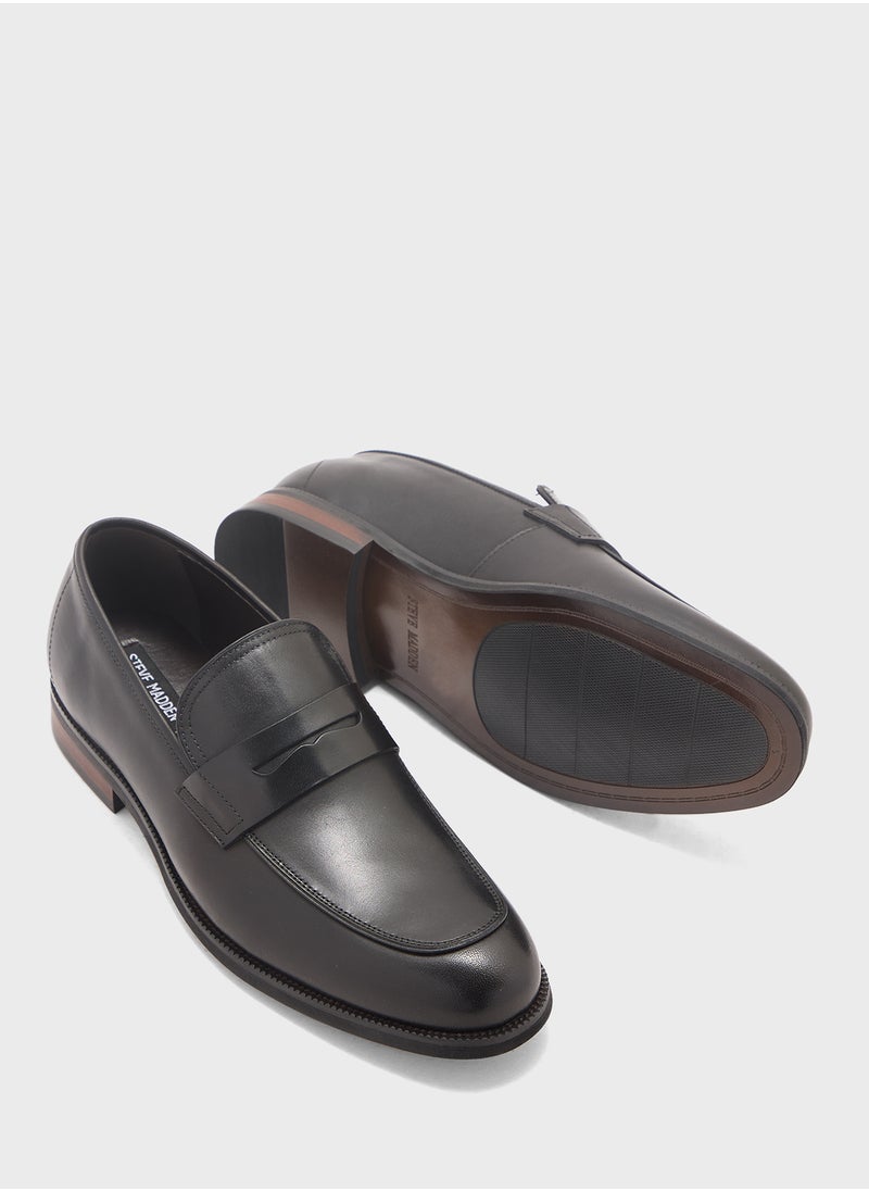 STEVE MADDEN Cupsole Slip Ons  - Image 3