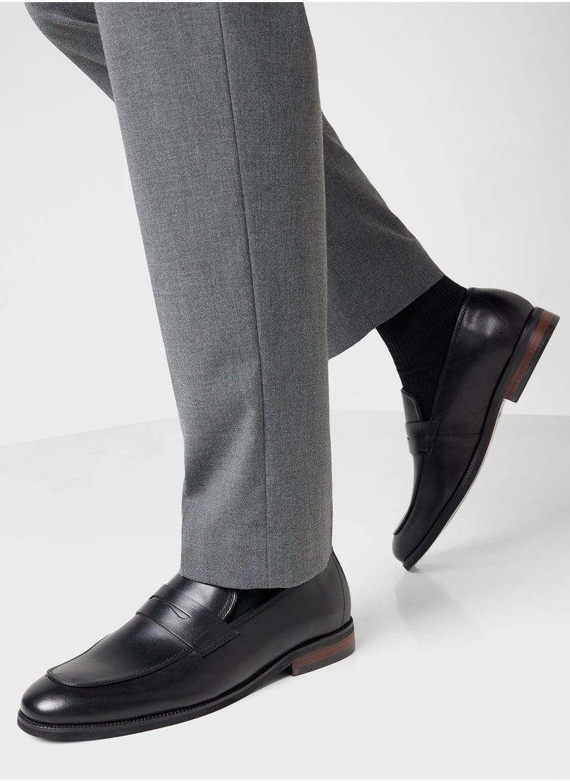 STEVE MADDEN Cupsole Slip Ons  - Image 5