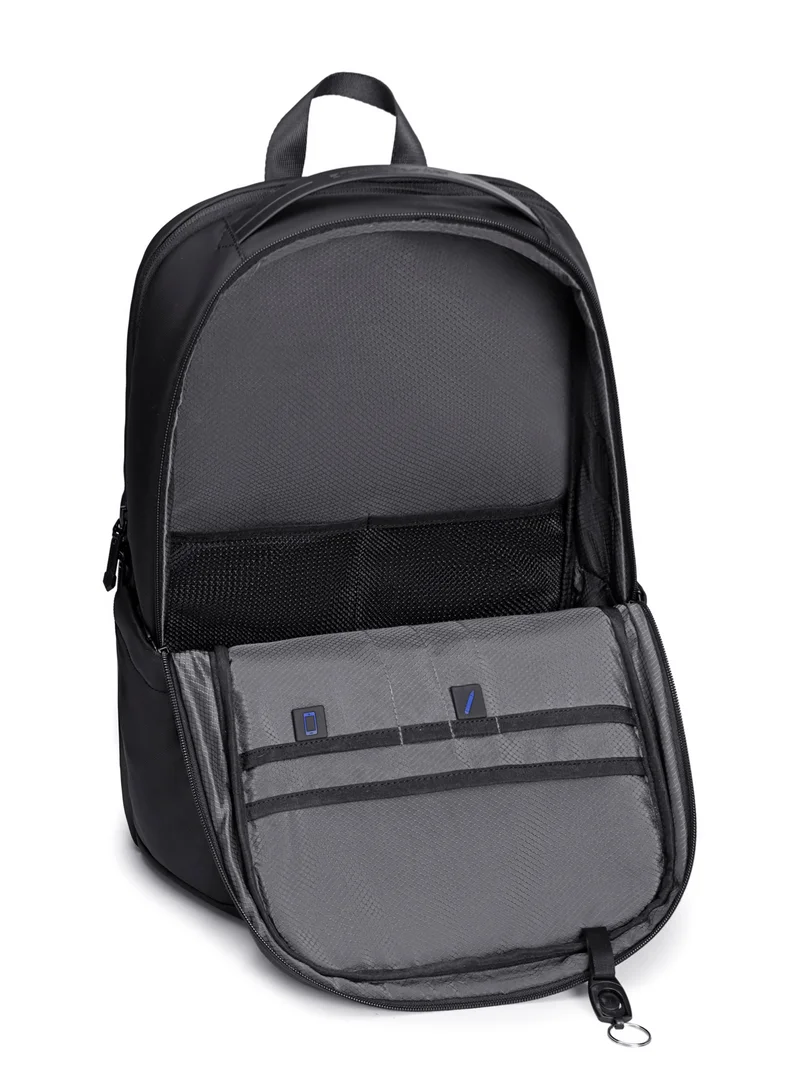 ARCTIC HUNTER Laptop Backpack Water Resistant Polyester Daypack with Built In USB/Headphone Port Computer Bag for Men Women B00555 Black