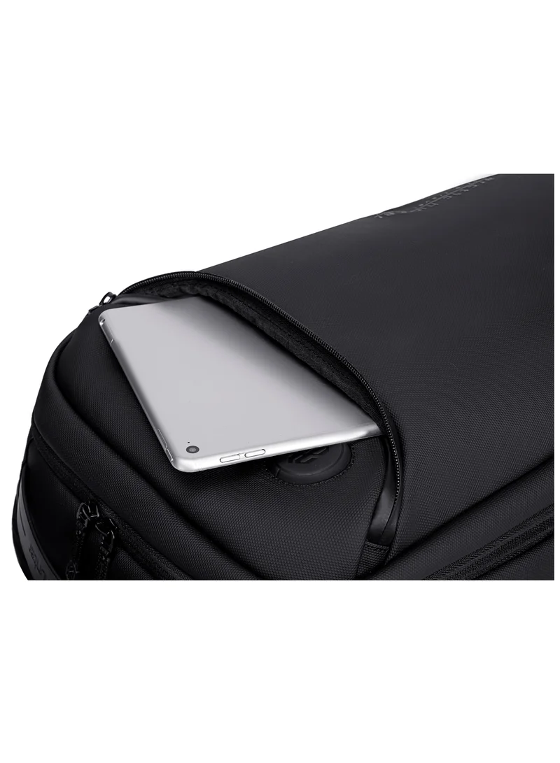 ARCTIC HUNTER Laptop Backpack Water Resistant Polyester Daypack with Built In USB/Headphone Port Computer Bag for Men Women B00555 Black