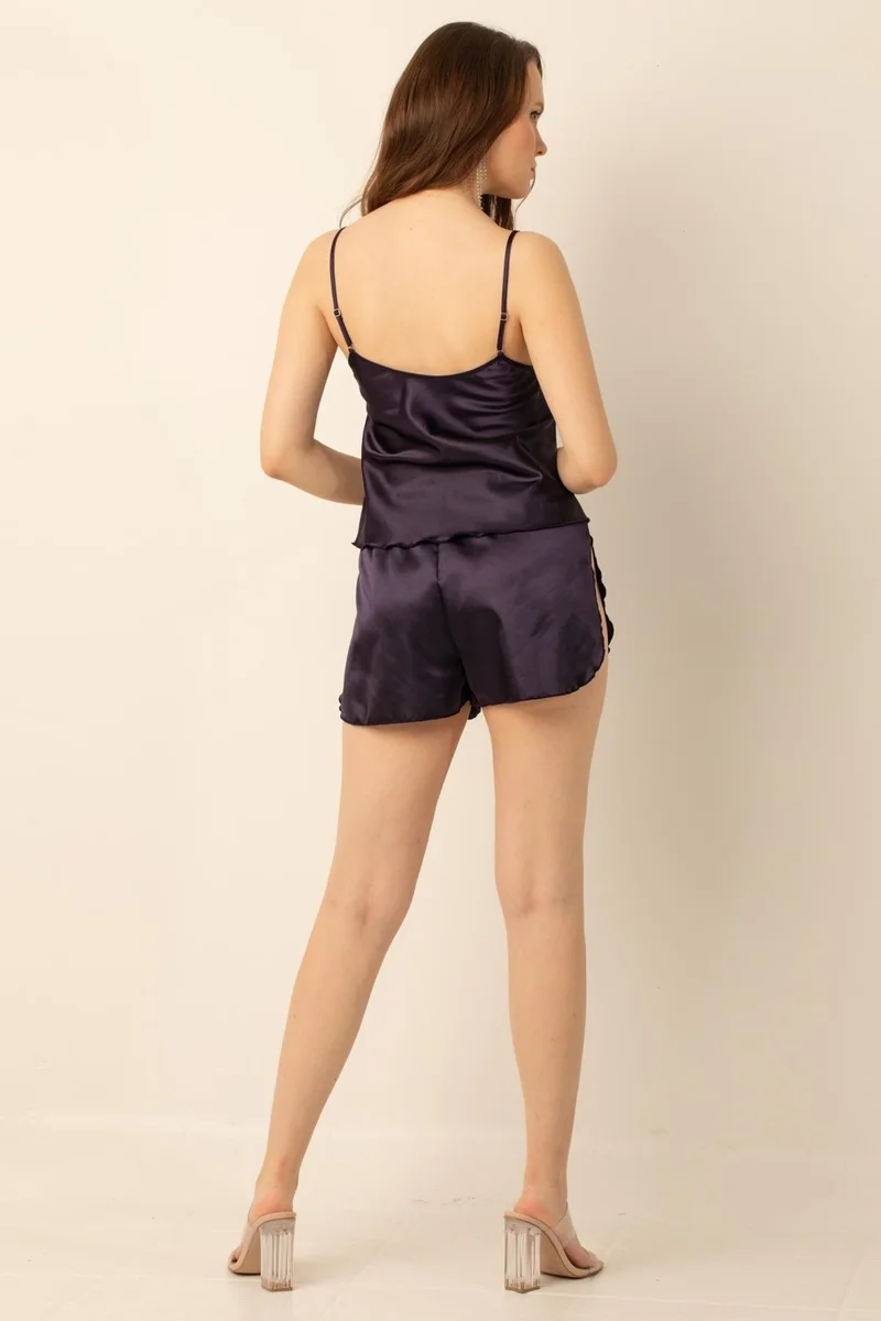 ميور Doremi Satin Slit Thin Strap Shorts Set