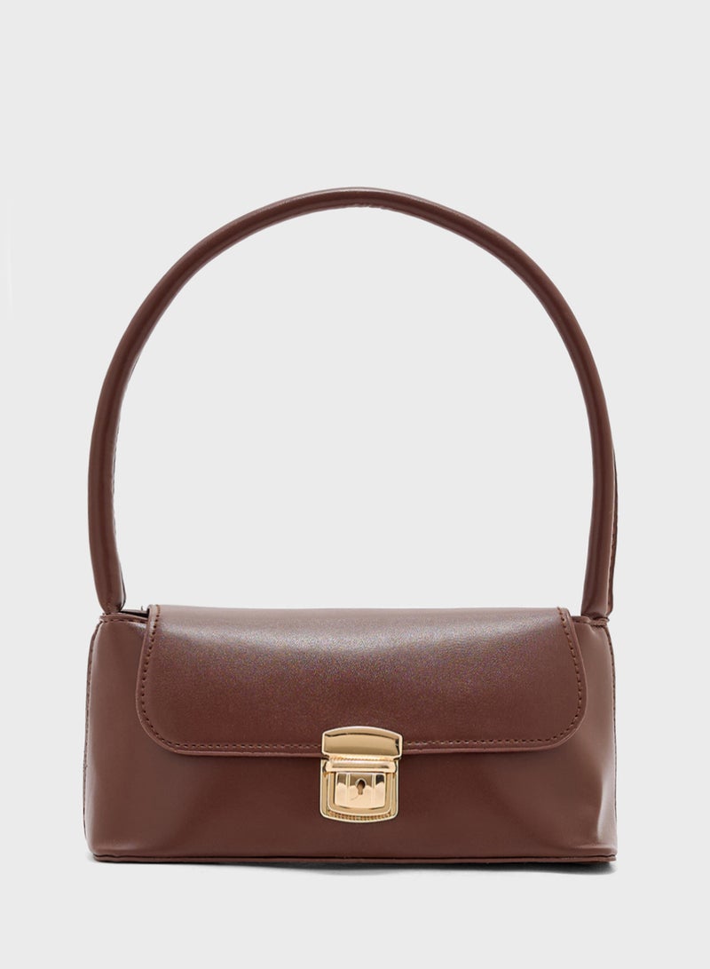 ايلا حقيبة كتف بتفاصيل مشبك معدني - Image 1