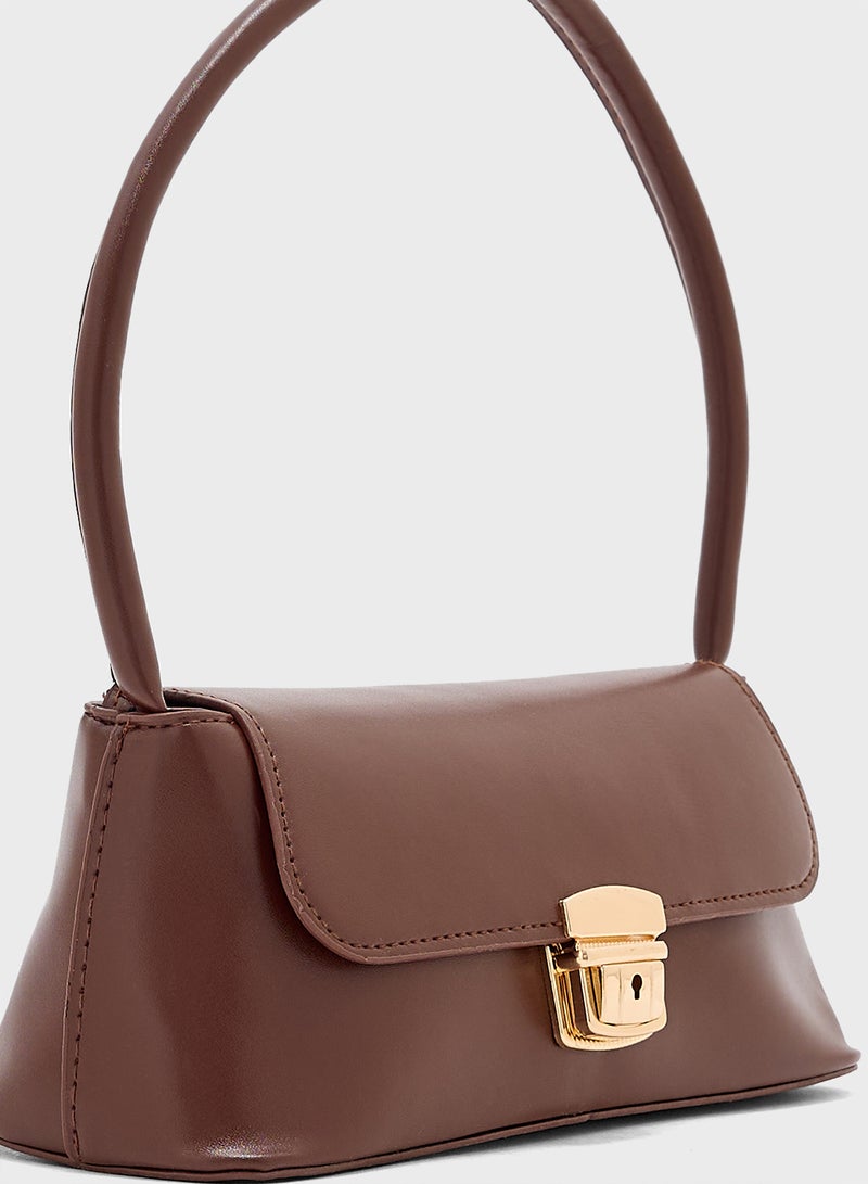 ايلا حقيبة كتف بتفاصيل مشبك معدني - Image 4