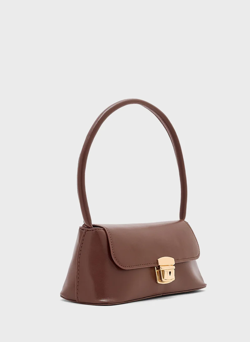 ايلا Metal Clasp Detail Shoulder Bag