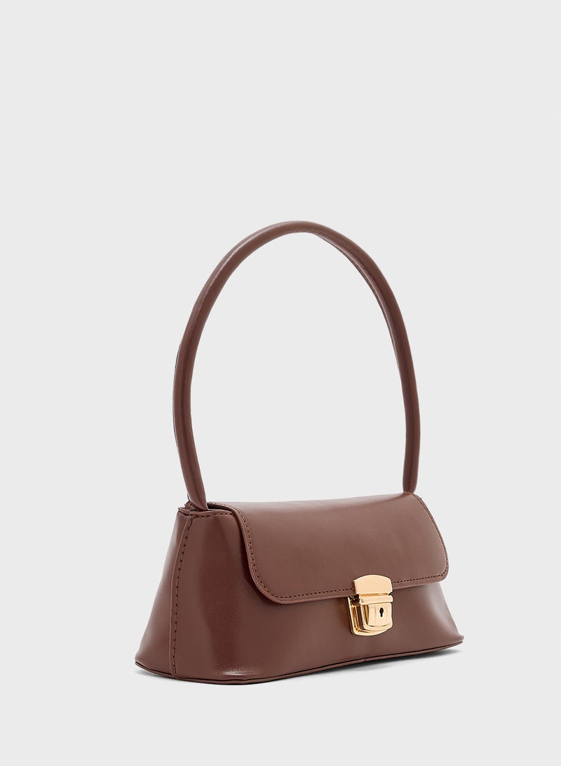 ايلا حقيبة كتف بتفاصيل مشبك معدني - Image 3