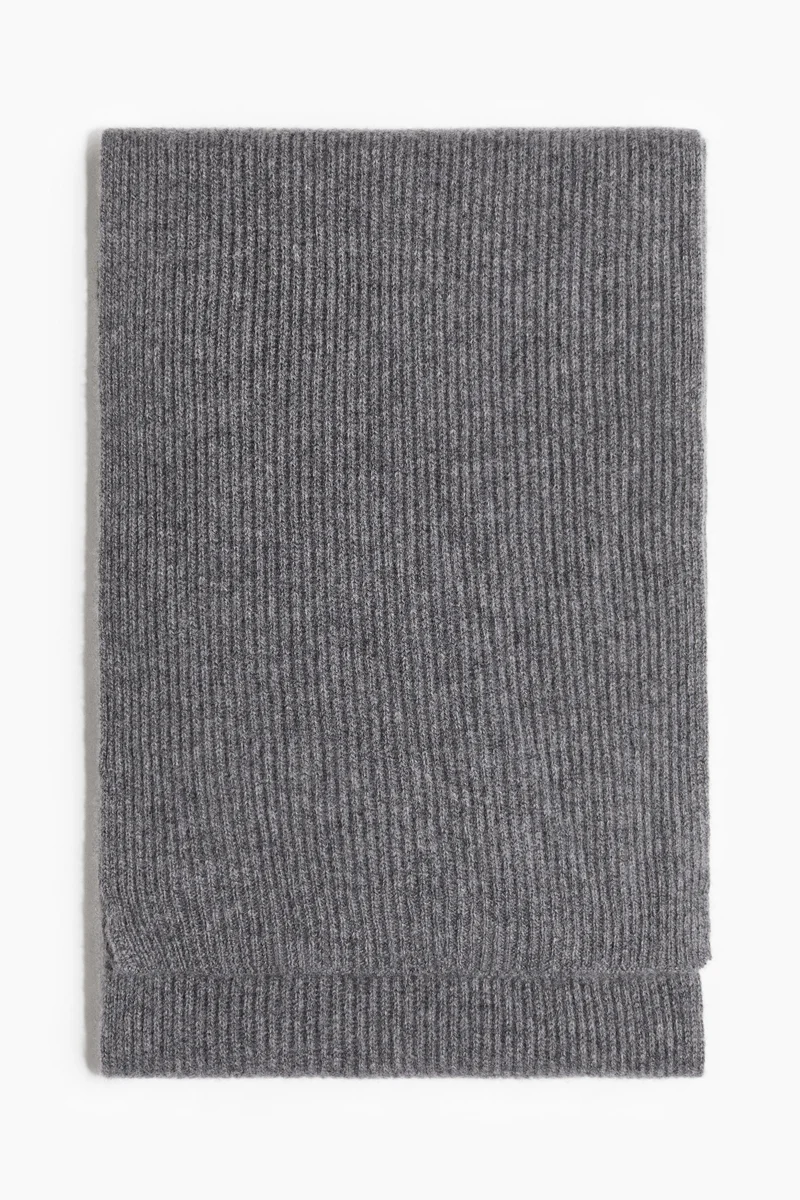 Ribbed cashmere scarf
