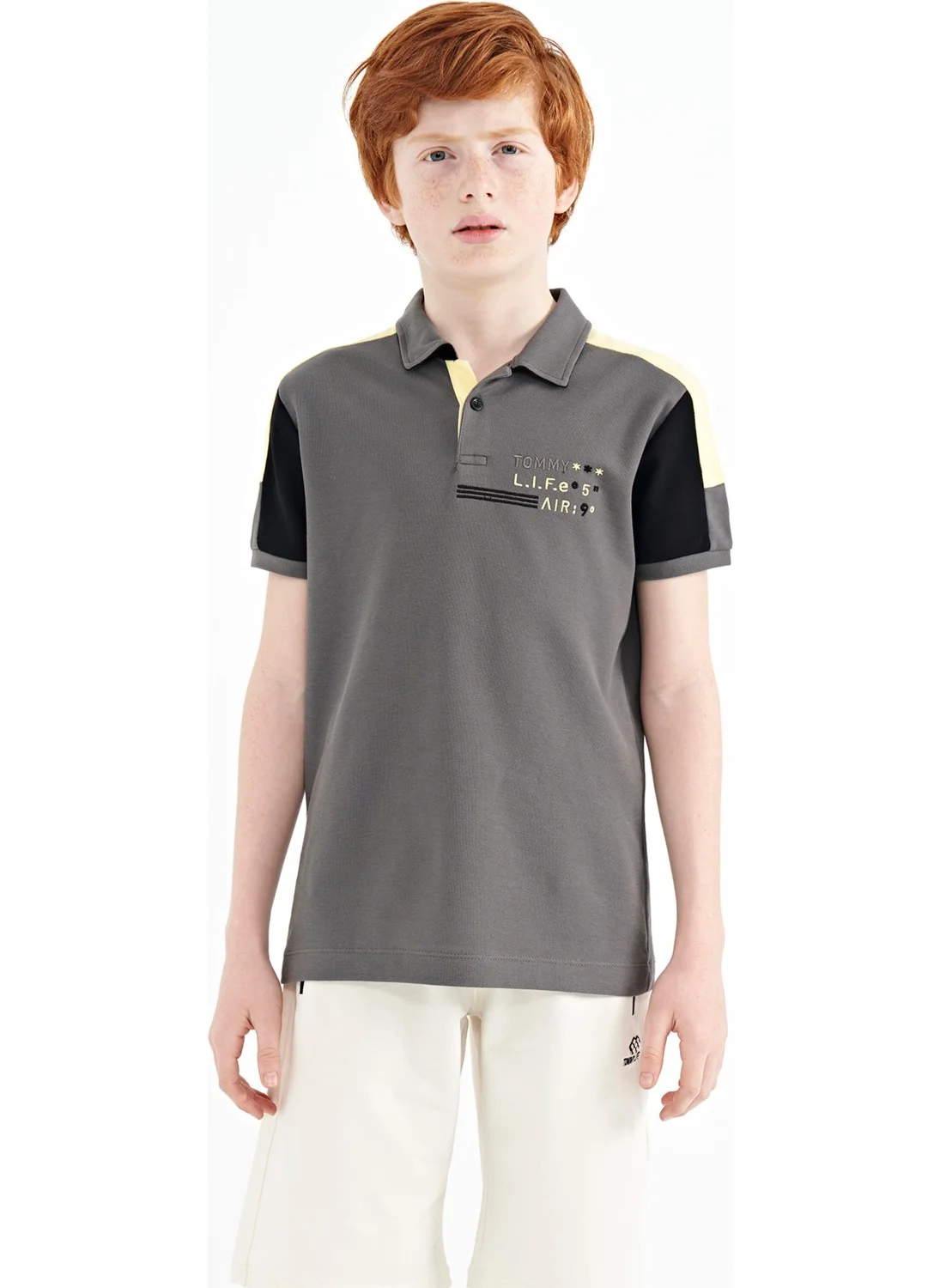 تومي لايف Dark Gray Color Block Shoulder Garni Detailed Standard Size Boy T-Shirt - 11155