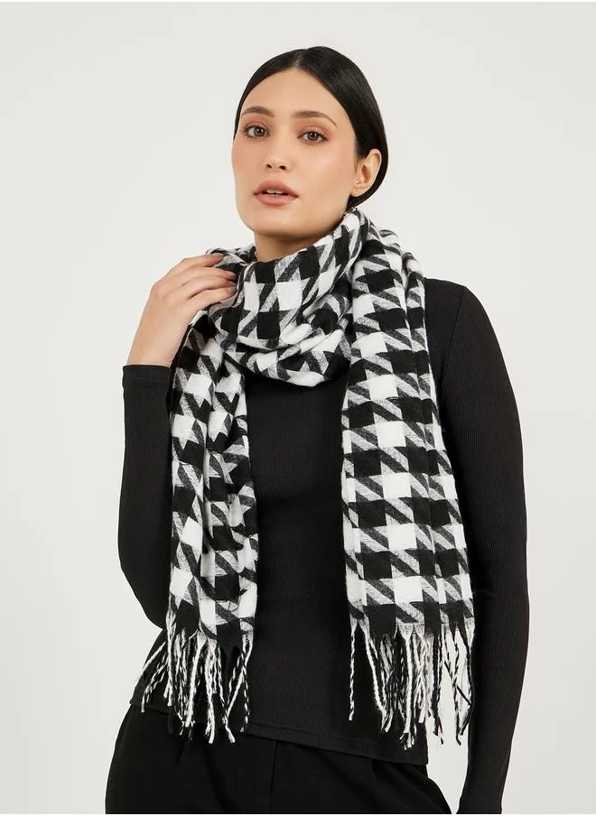 Styli Houndstooth Pattern Scarf