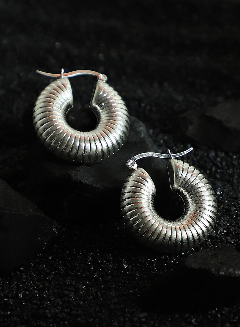 SOHI Snake-Ribbed Artificial Hoop Earring Jewellery  - Image 1