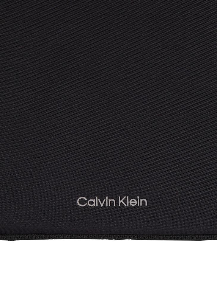 CALVIN KLEIN REPORTER BAG  - Image 4