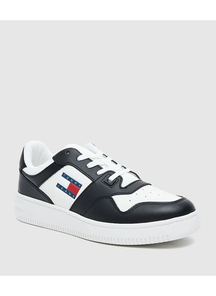 تومي جينز Logo Detail Lace Up Low Top Sneakers