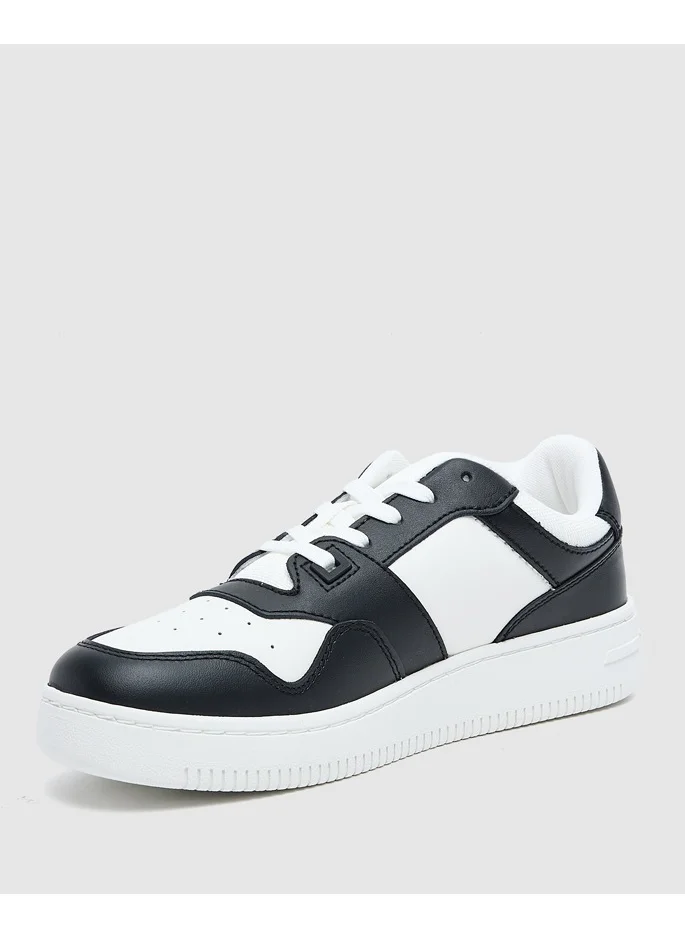 تومي جينز Logo Detail Lace Up Low Top Sneakers
