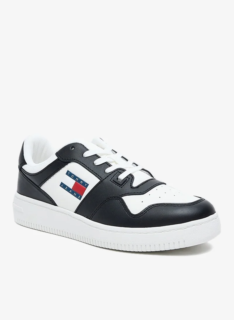 Logo Detail Lace Up Low Top Sneakers