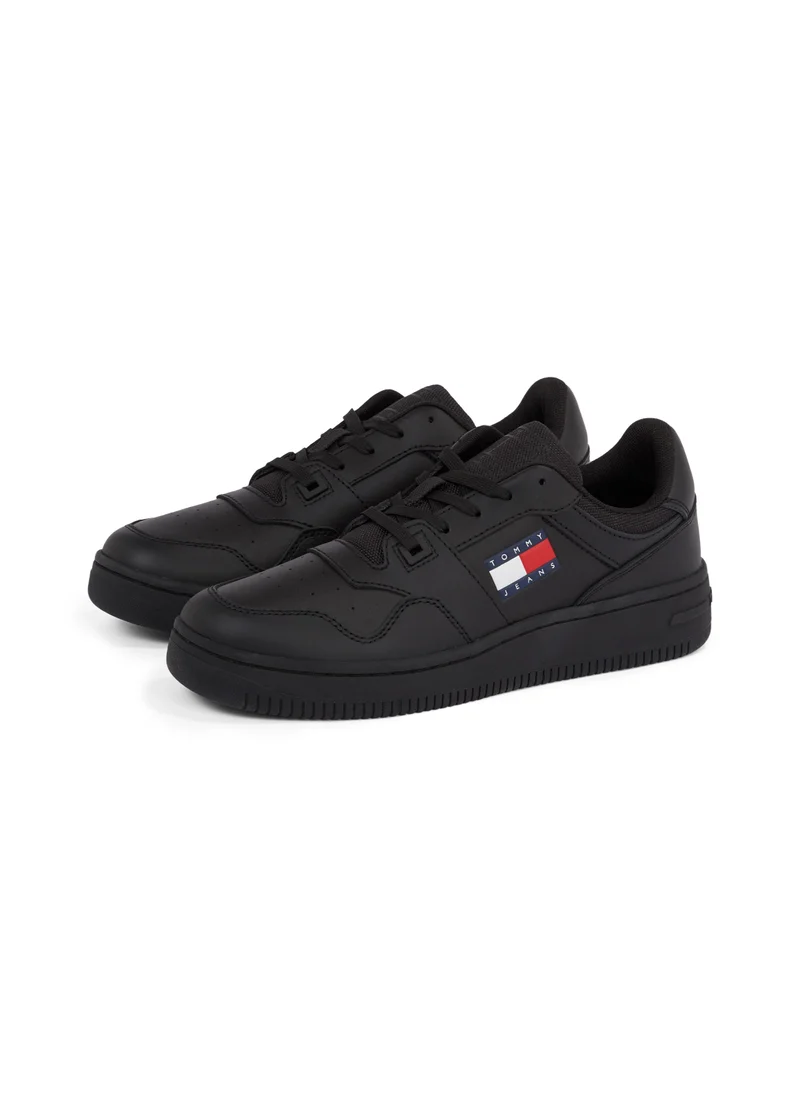 TOMMY JEANS Logo Detail Lace Up Low Top Sneakers