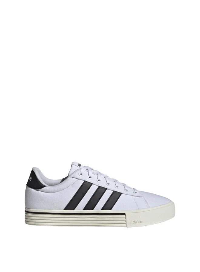 adidas أحذية رياضية بيضاء يومية للجنسين