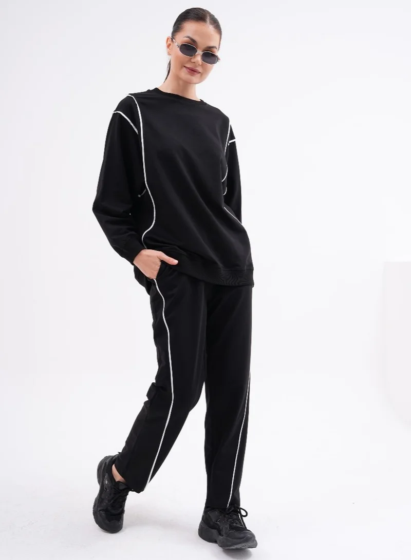 Marvella By Rasha Casual Two-Piece Tracksuit with Stylish Line Details