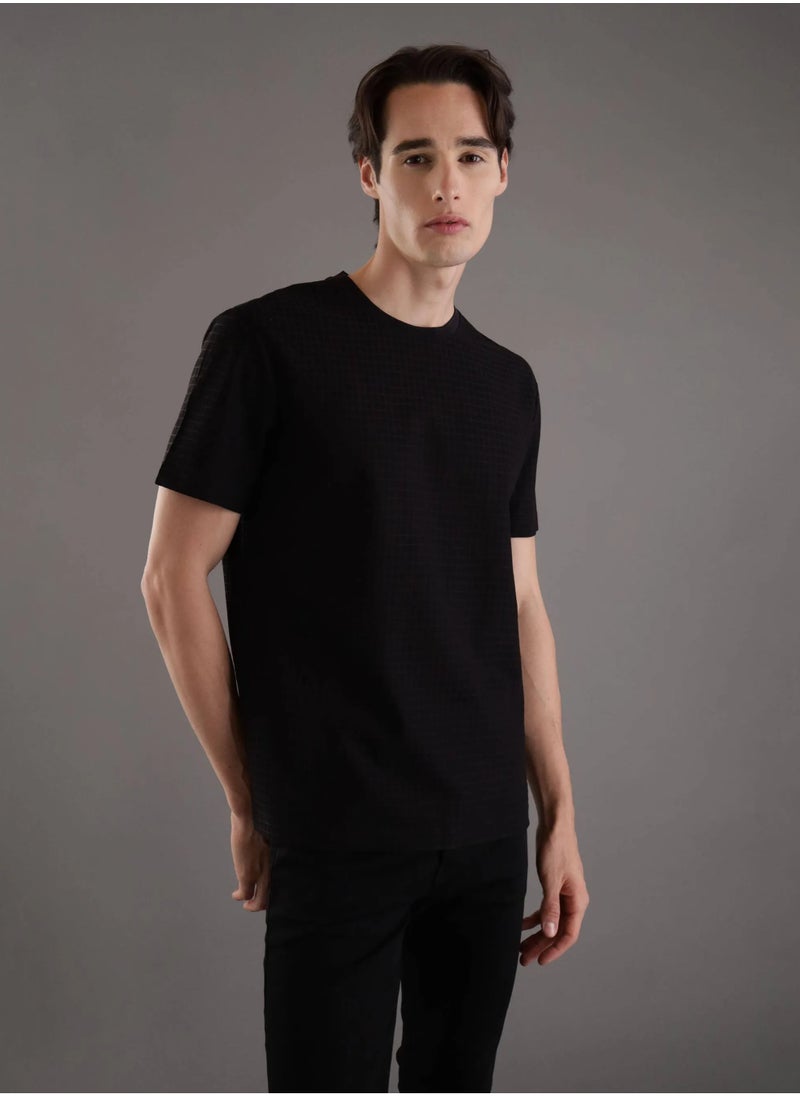 CALVIN KLEIN Logo Detailed Crew Neck Short Sleeve T-Shirt  - Image 1
