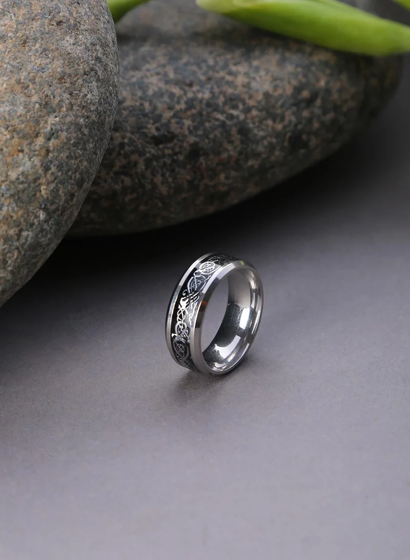 SOHI Black Designer Band Artificial Finger Ring Jewellery