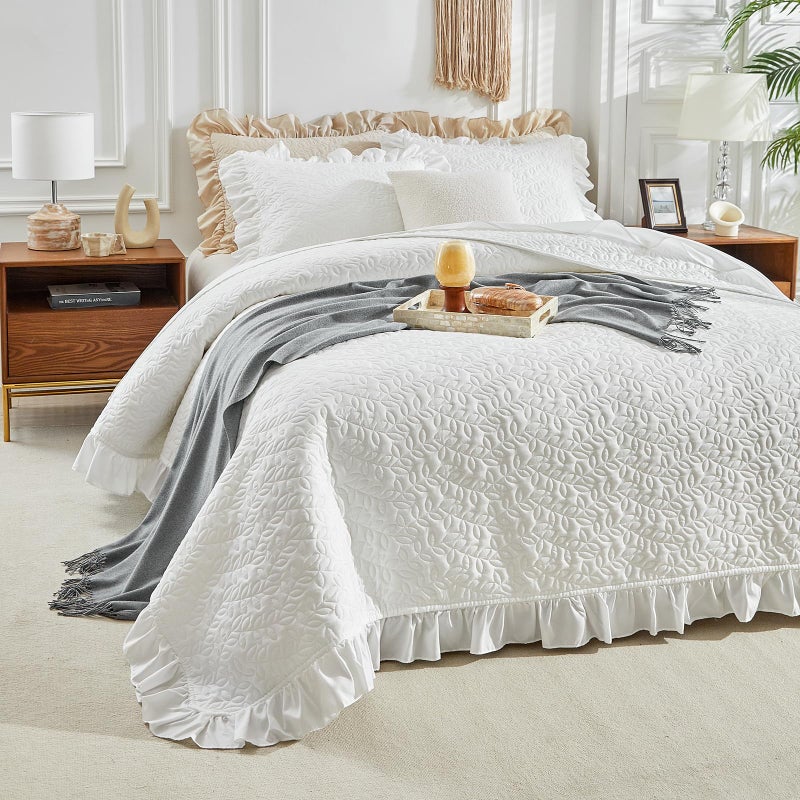 Uozzi Bedding Oversized Ruffled Quilt Set 100 * 100in Queen Size Solid Shabby Chic Farmhouse Ruffles 3PC Quilted Bedding Rustic Coverlet & Sets Lightweight Fluffy Summer Bedspread with Shams for Women Men White - Image 5