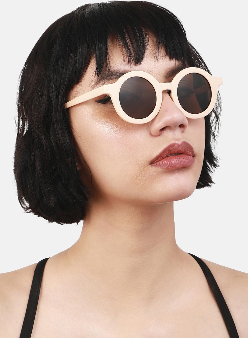 Haute Sauce Full Rim Round Sunglass - Image 3