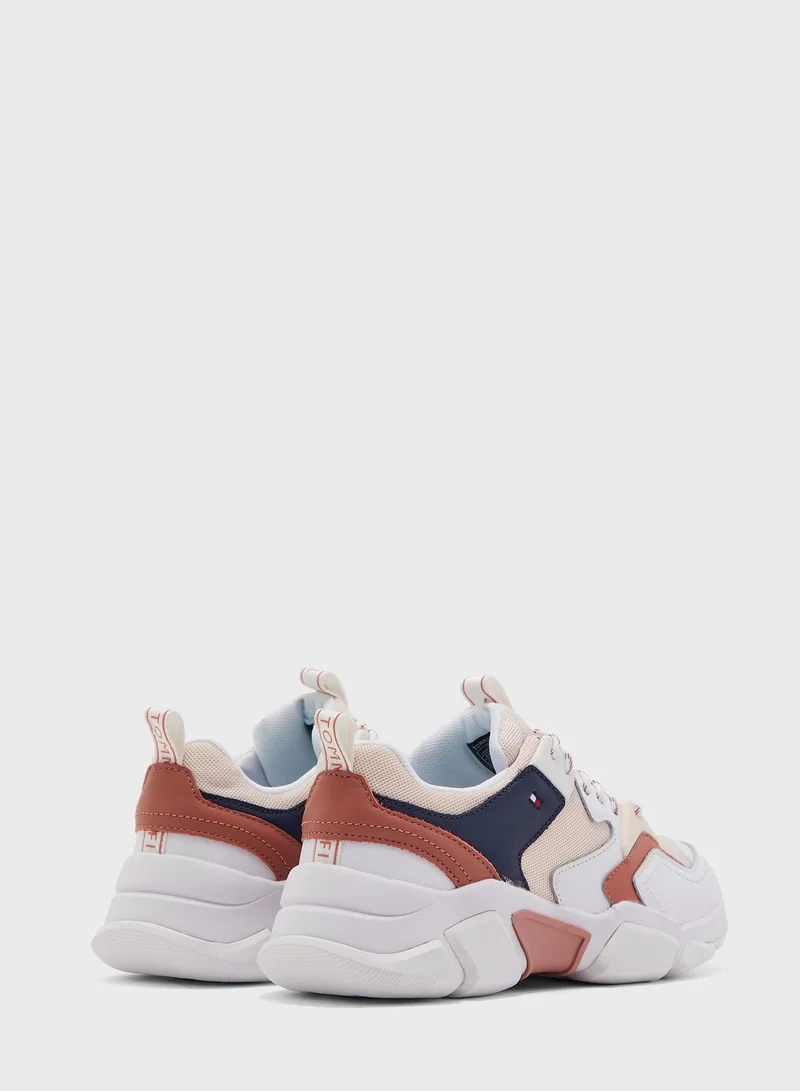 TOMMY HILFIGER Chunky Lifestyle Sneaker - GNQ