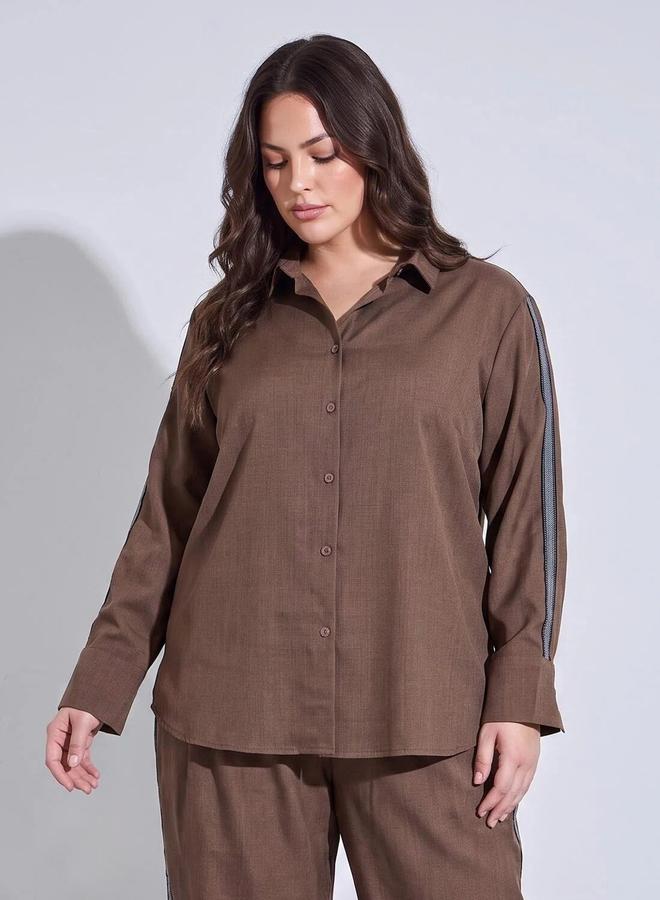 Styli Plus Size Brown Long Sleeves Relaxed Fit Shirt with Side Stripe - Image 1