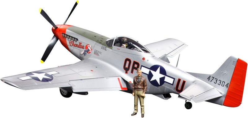 TAMIYA TM60322 P-51D MUSTANG Hobby Model Kit - 1:32 Scale Aircraft with Detailed Cockpit and Figures - Image 1