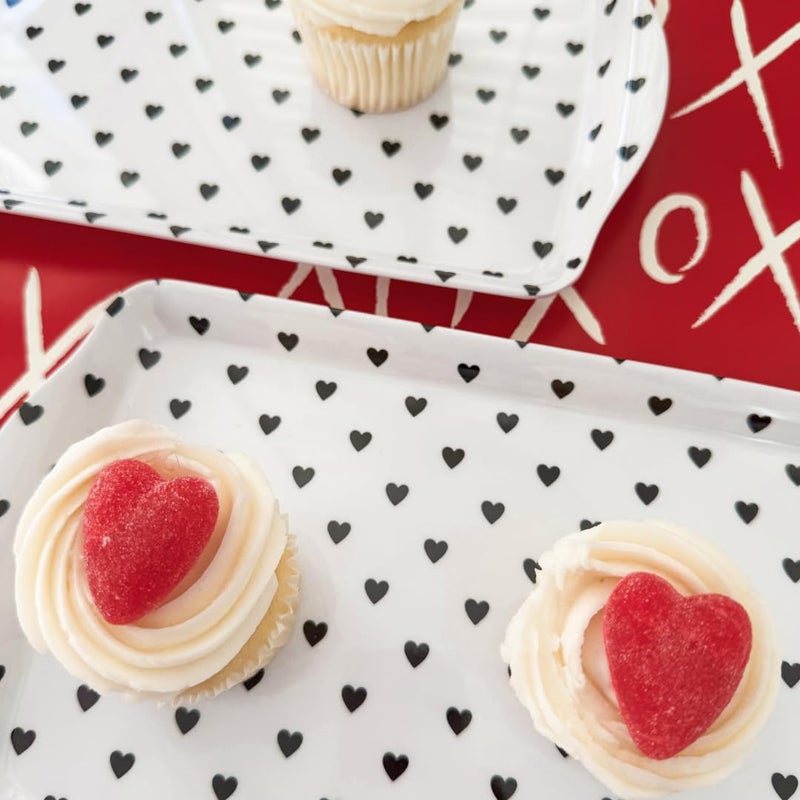Sprinkles & Confetti Stylish Black Heart Melamine Serving Tray Reusable Charcuterie & Dessert Platter for Valentine's, Weddings, Parties Perfect for Cupcakes, Appetizers & Entertaining - Image 2