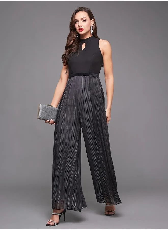 Styli Keyhole Neck Sleeveless Pleated Wide Leg Jumpsuit