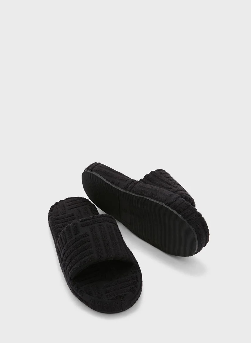Truffle Printed Flannel Flat Sandal