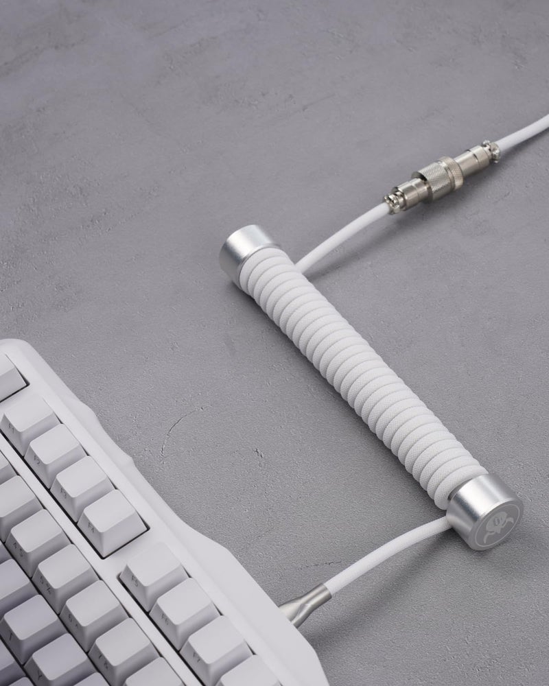 Gravastar كابل USB متعرج من غرافا ستار، مناسب لوحات المفاتيح الميكانيكية - أبيض - Image 2