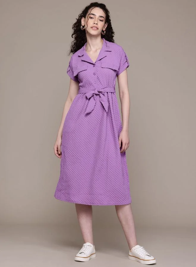 Women Relaxed Fit Textured V-Neck Short Sleeve Shirt Dress