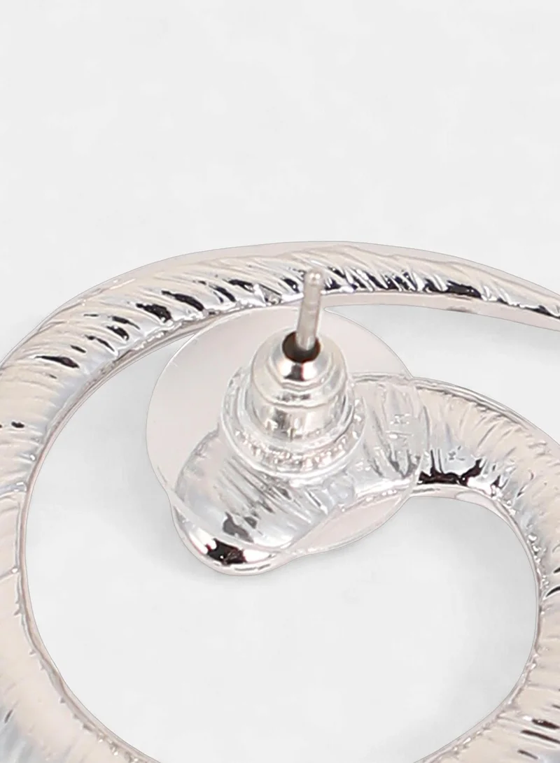 Sohi  Women The Enamel-Spirale Stud Earrings | Metallic Silver Colour | One-Size | Metallic Alloy Material | Push Back Closure | Earrings For Casual & Evening Wear for Women | Best Price UAE