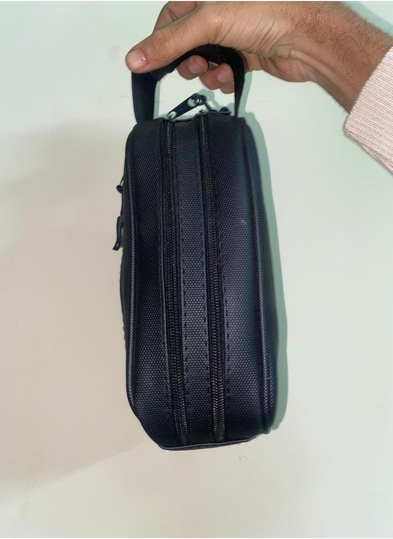 Jeep Buluo Practical high quality pocket handbag - black  - Image 3