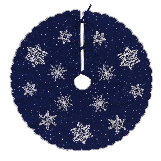 CHRISTMAS HOLIDAY EMBROIDERED SNOWFLAKES TREE SKIRT USED FOR 4 TO 6 FEET TREE NAVY BLUE ROUND 34 INCHES