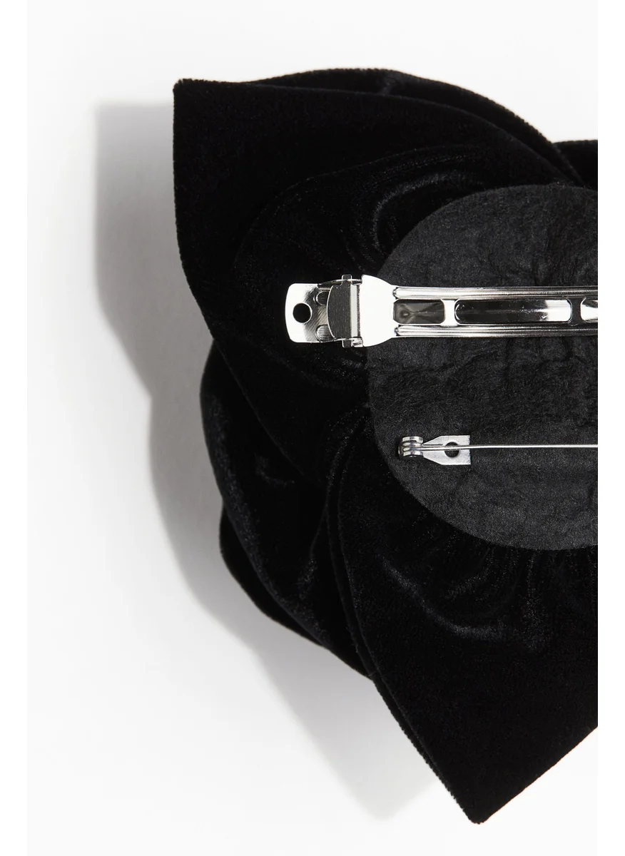 H&M Flower-Shaped Hair Clip