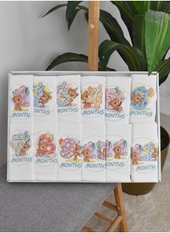 FUN MOMENT A Set of 12 Barbitose for Newborns Decorated with the Names of the Months  - Image 1