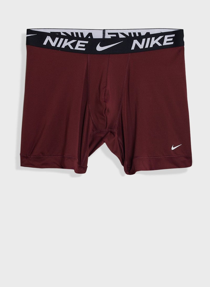 Nike Dri-Fit Essential Micro Socks  - Image 3