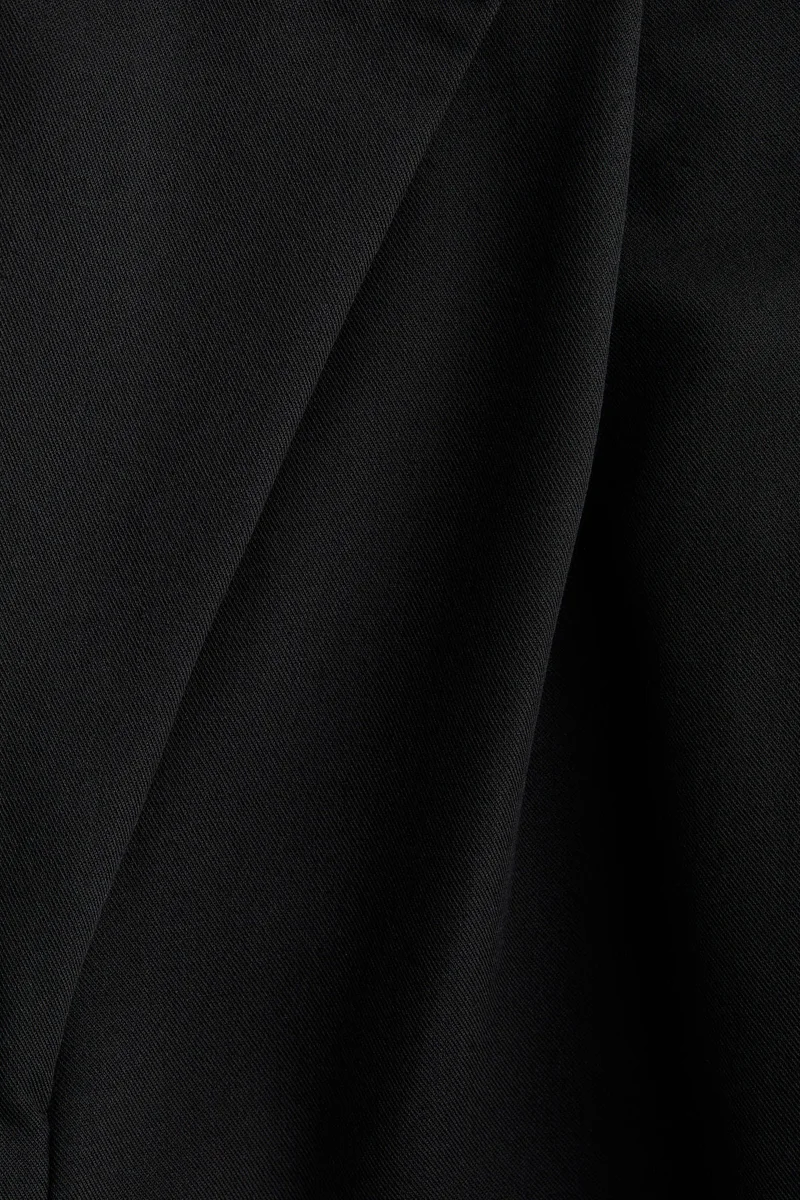 اتش اند ام بنطلون بقصّة عريضة