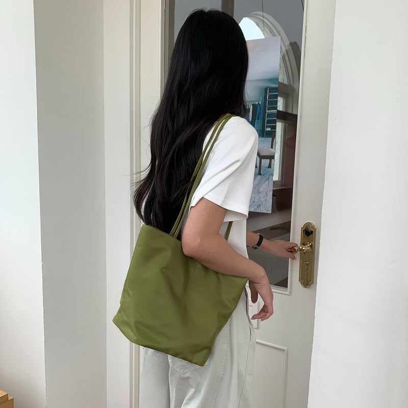 Korean Style Nylon Bucket Bag for Women, Lightweight, Large Capacity - Image 4