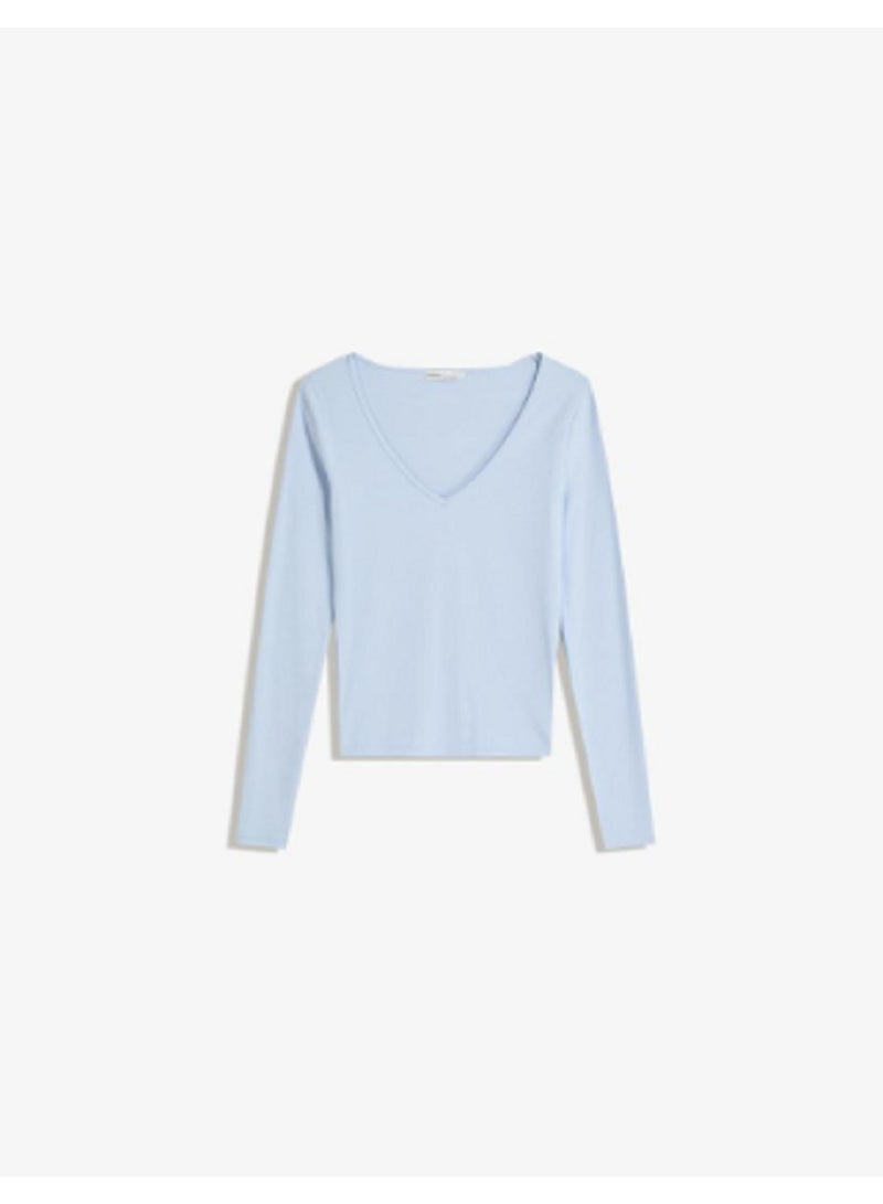 قميص داخلي نسائي من مانيكان بفتحة رقبة على شكل حرف V عميقة وأكمام طويلة وقصّة ملائمة للجسم - Image 3