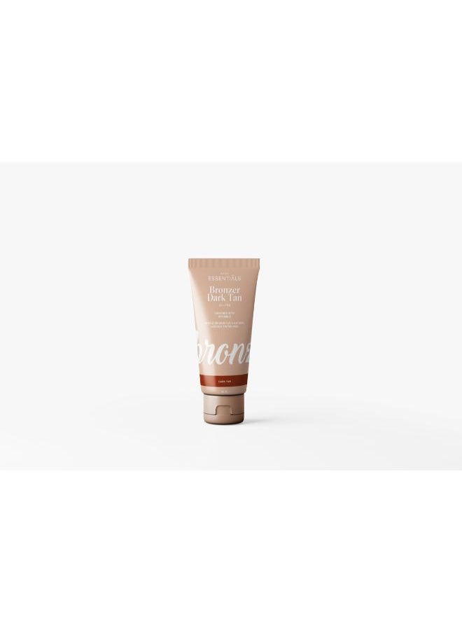ESSENTIALS Shimmer Cream Enriched With Vitamin E 