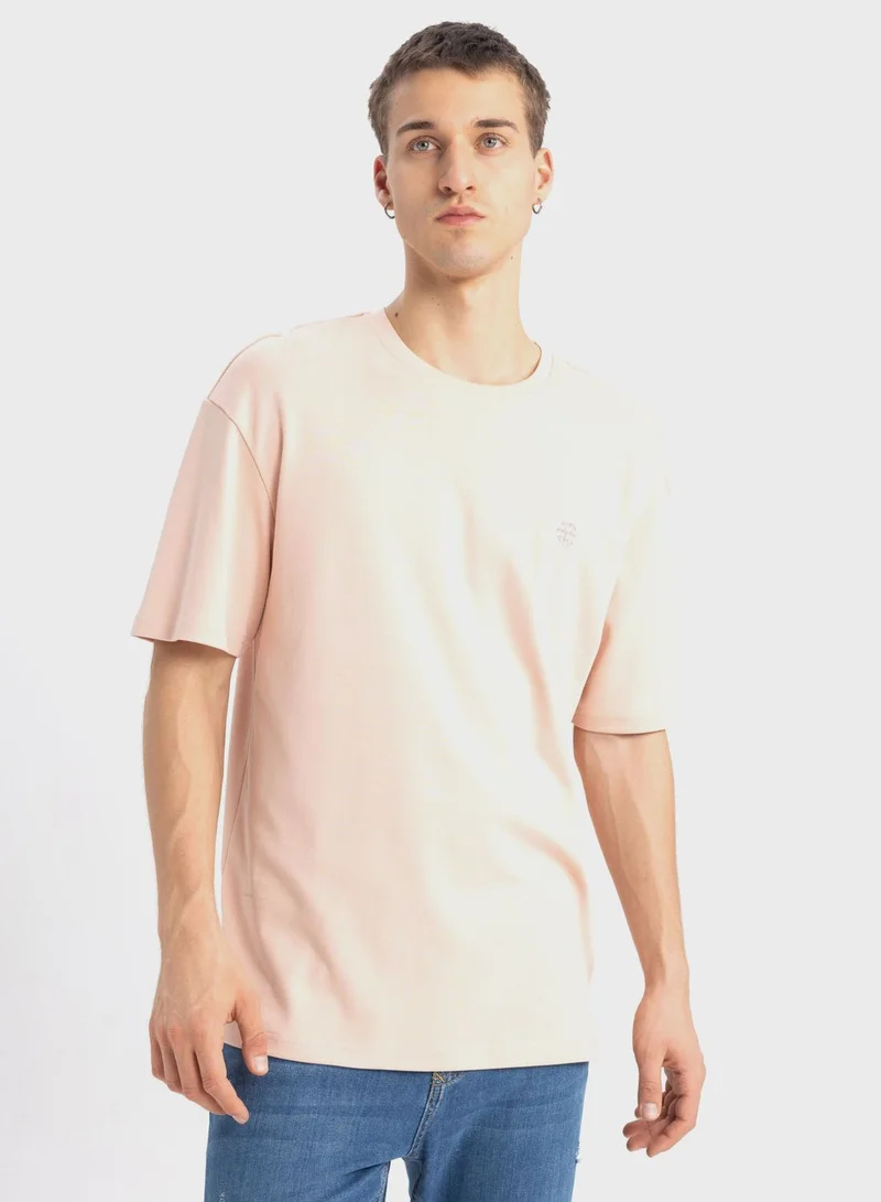 ديفاكتو Comfort Fit Crew Neck Printed T-Shirt