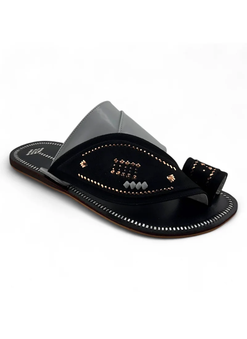 AL Fanoos Handcrafted heritage leather slippers
