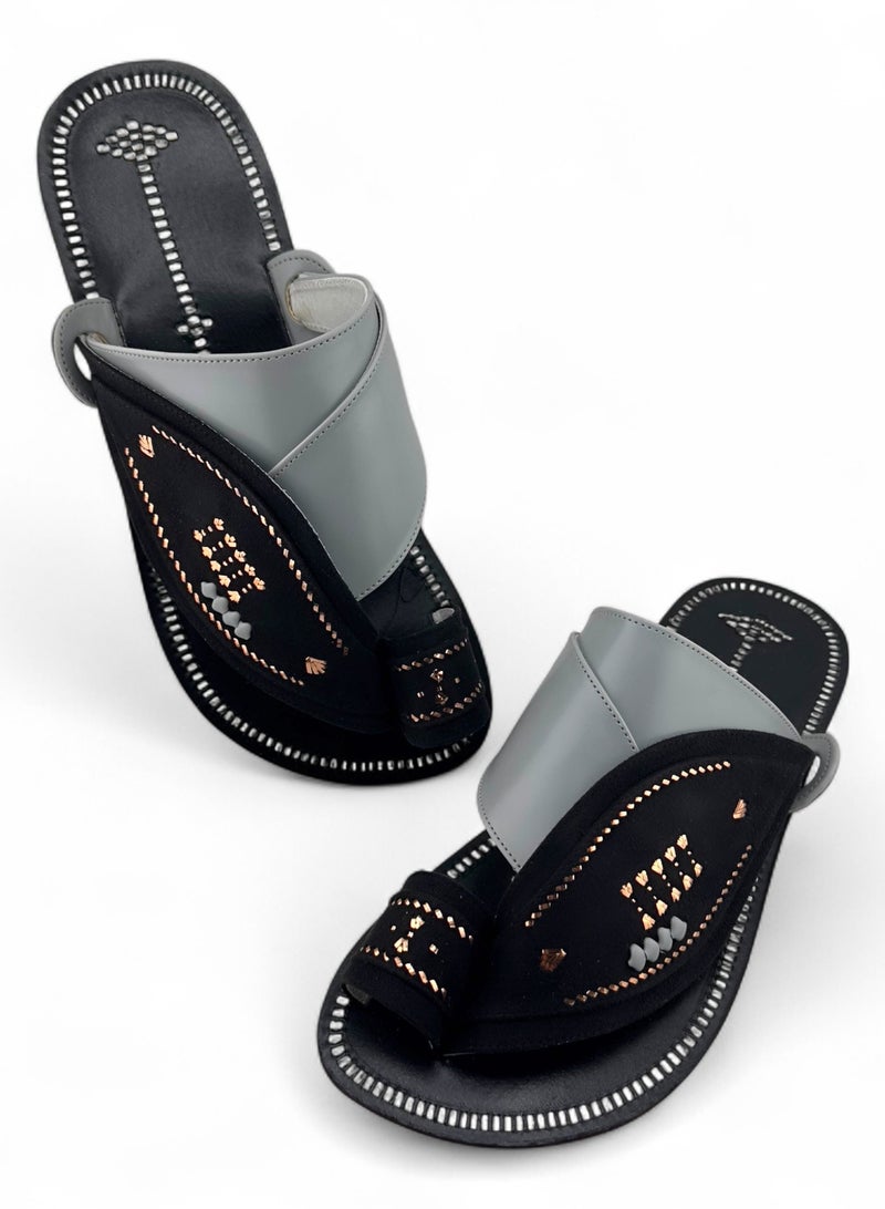 AL Fanoos Handcrafted heritage leather slippers  - Image 5