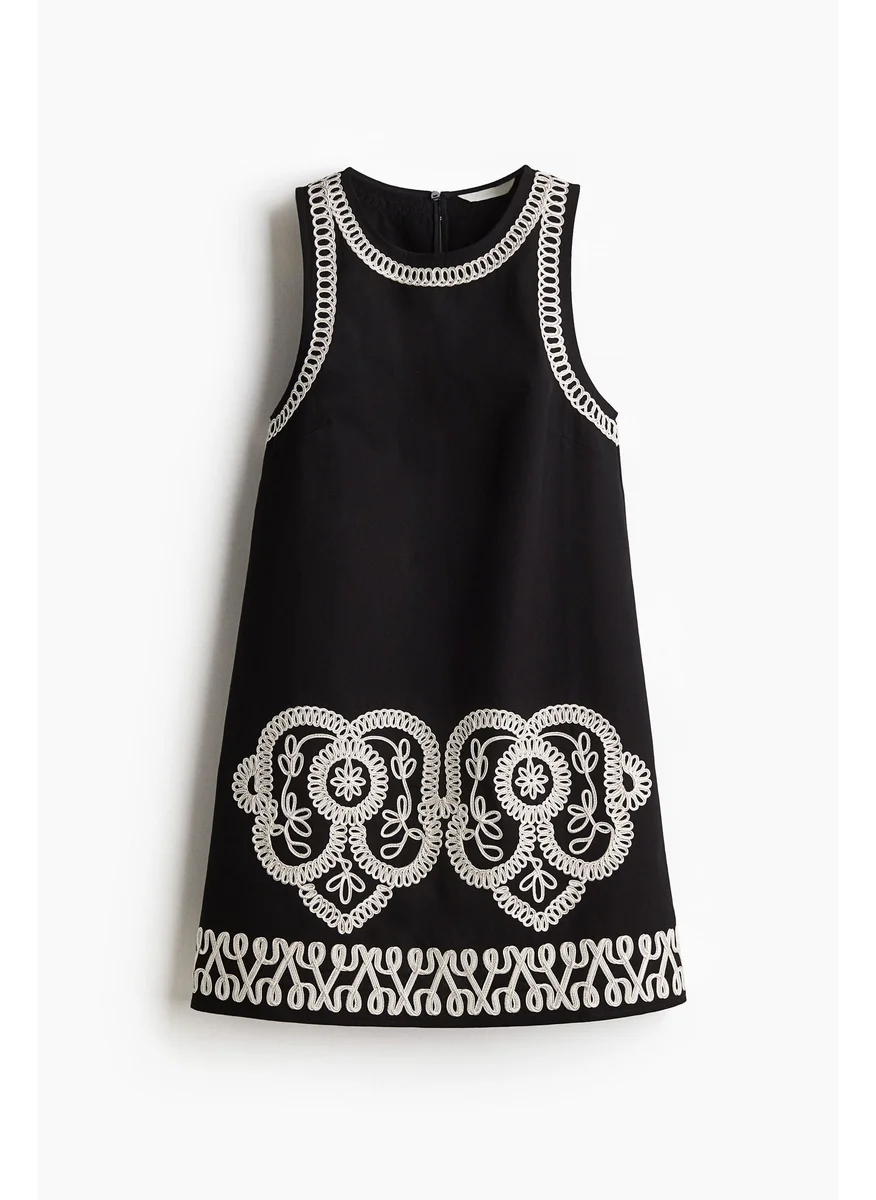 H&M Embroidered Shift Dress