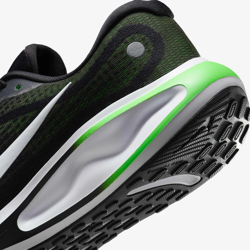 Nike Men's Journey Run Road Running Shoes